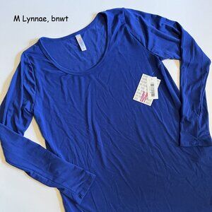 Medium Lularoe Lynnae long-sleeved top, royal blue